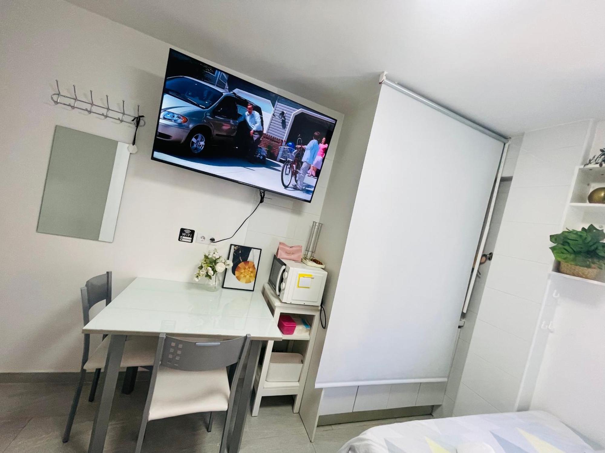 Acogedor Apartamento Usera Apartment Madrid Bagian luar foto